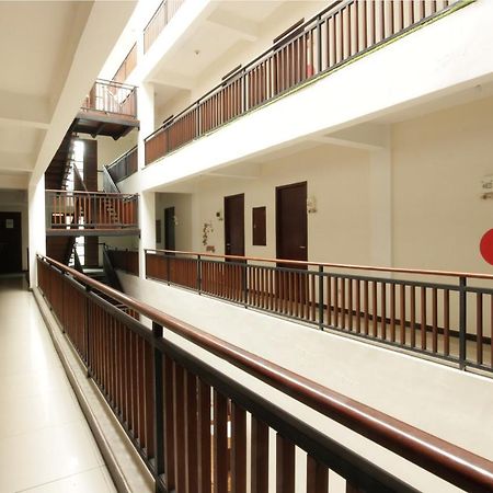 Dago'S Hill Hotel Bandung Exterior photo